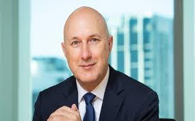 Stephen Gilmore's Instagram, Twitter & Facebook