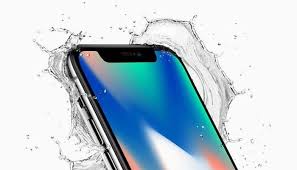 جديد آيفون Xs يعمل تحت الماء 40 دقيقة
