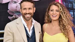 See the best photos of hollywood stars out and about this week. Premiere Ryan Reynolds Und Blake Lively Mit Baby Gesichtet Promiflash De