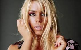 Billie piper wallpapers images photos pictures backgrounds. 22 Billie Piper Hd Wallpapers Background Images Wallpaper Abyss
