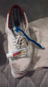 How to clean white vans. How To Clean White Vans With Toothpaste By Roasters Inc 3 Steps Instructables