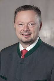 Ansprechpartner Zentrale • Kontaktdaten