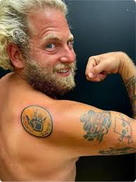 Junkrat's anniversary skin is a pirate skin