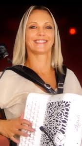 🔥 Attention effet immédiat sur la piste , 💃 Qui me rejoint?, ⬇️ Avoue,  t'as bougé , 🎶 Compo originale Légende accordéon , Compositrice Amandine  MUSICHINI (SACEM), (P)&(C) Amandine Musichini