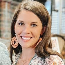 Michelle Monges's Instagram, Twitter & Facebook