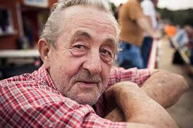 Ways Of Unseeing: Crowdsourcing The Frame In Roger May's Looking At  Appalachia