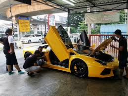 Servis/membaiki kenderaan (kereta, motosikal dll termasuk jentera berat/ ringan) 2. Anak Muda Ini Bermula Dari Spa Kereta Dan Kini Menjadi Pengeluar Produk Penjagaan Kenderaan