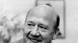 UIF:aren intervjuades av legendariske Hyland