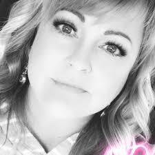 What accommodations in Rarotonga are suitable for whale watching from the  deck or balcony?