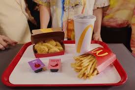 Pide mcdelivery desde tu app preferida bit.ly/3feob6v. Menu Bts Meal Di Mcdonald S Indonesia Apa Yang Spesial Halaman All Kompas Com