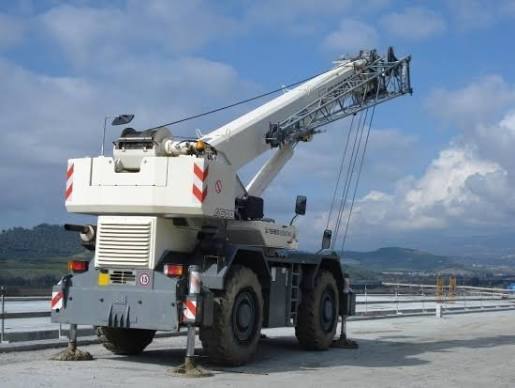 Terex A600C Rough Terrain Crane