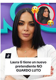 100 años de #foronda #mantonesforonda #desfile #sevilla #lauragallego ...