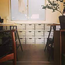 一級建築士事務所コンテナデザイン on instagram 事務所に最近 大量に仲間入りしたバンカーズボックス 増え続ける資料をなおすのに大活躍してもらいます バンカーズボックス コンテナデザイン 設計事務所 神戸 収納 収納 インテリア 設計事務所