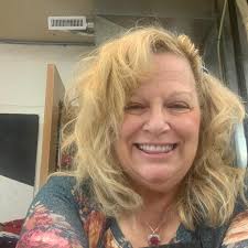 Who are reliable concrete contractors in Marinette/Menominee area?