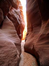 Snaking through the southern topography of utah is one of the longest and deepest slot canyons in the world. Buckskin Gulch Wikipedia