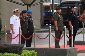 Presiden umno, datuk seri dr ahmad zahid hamidi mendesak kerajaan menyegerakan penubuhan suruhanjaya siasatan diraja (rci) terhadap pendedahan tan sri tommy thomas dan tan sri abdul hamid bador. Inspector General Of Police Dato Seri Abdul Hamid Bin Bador Visits Maf My Military Times