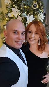 Tropical Cake Pops added a new photo.