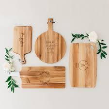 Live edge salvaged maple serving board wood: Personalized Wooden Paddle Cutting Serving Board With Handle Retro Script Weddingstar Canada