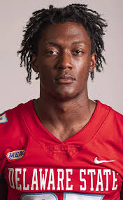 Devin Curry's Instagram, Twitter & Facebook