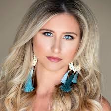 Tina Easterling's Instagram, Twitter & Facebook