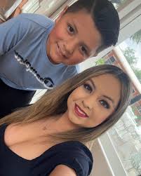 Happy Mothers Day Karinao2012.