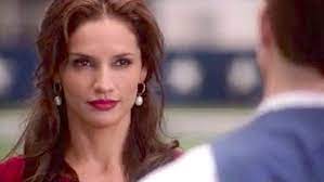 Aca su aparición en el último capítulo. Leonor Varela Stars As Marta Del Sol On Dallas Archive Daily Mail Online