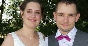 Kelly Carrel's Instagram, Twitter & Facebook