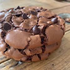 Epingle Par Amel Mebarki Sur Recettes Sucrees Tout Chocolat Recette Dessert Recette Petit Gateau