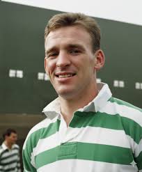 THEY KEPT FOREST IN DIVISION I SeNce Back row (left to right) Thomas,  Whare, Farmer R.. Lightening, Thomson, Burkitt (capt.) McKinlay. Front  Gray, Quigley, Wilson, Joyce, Imlach. Inset Bailey (left), Morley. THEY