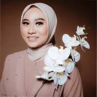 900+ “Tara” profil