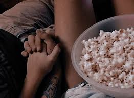 Filmes séries netflix tv cinema artistas listas. Pin De Carol Fontoura Em The Camorra Chronicles Filmes Romanticos Na Netflix Programas Para Casais Filmes Para Assistir Netflix