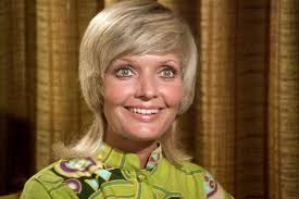 Florence Henderson Dead: The Brady's Bunch's Carol Brady DIes at 82