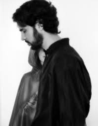 Sommaire 1 biographie 2 fondation de la future brazzaville 3 naissance d'une légende 4 brazza. Diogo Clemente Vence Premio Gq Portugal 2018 De Musica Gqportugal Pt