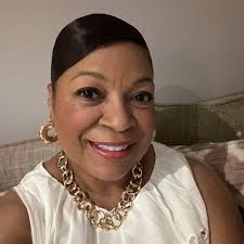 Incredible day at the @rocketclassic @detroitgolfclub my sister  @robingamblephotography and her boyfriend Robert got engaged