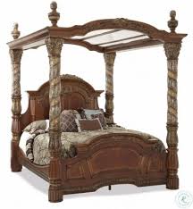 The ashley furniture north shore poster bedroom set features an overstated design with four tall wood posts accented with a metal canopy and the high headboard gives the bed a luxurious look. Villa Valencia King Poster Canopy Bed From Aico 72000can Coleman Furniture
