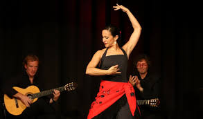 Weitere ideen zu flamenco, flamenco tänzerinnen, tanzen. Munchen Kleinhadern Neuhadern Spanien Im Park Flamenco Tanzerin Irina Castillo Essener Gitarrenduo Laden Zur Show Ein 27 05 2019