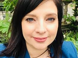 Faye Breen's Instagram, Twitter & Facebook