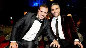 Rafael ferdinand van der vaart (born 11 february 1983) is a former dutch professional footballer who was under contract with the danish football club esbjerg fb as an attacking midfielder. Enthusiastic Rafael Van Der Vaart Tips Ajax Right Legged Hakim Ziyech World Today News