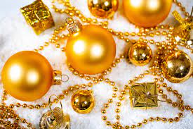 After the revolution, 42 of the imperial eggs made their way into private collections and museums. The Missing Faberge Eggs Jewels That Were Lost To The World Faberge Land