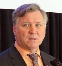 Indigenous Relations Minister Richard Feehan extends gratitude to  Aboriginal Veterans