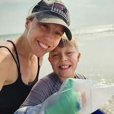 Debbie Doane's Instagram, Twitter & Facebook