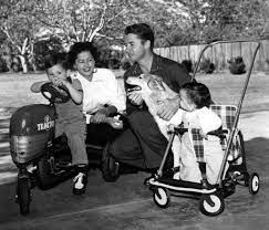Audie Murphy And Family Old Movie Stars American Heroes Murphy Actor
