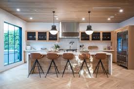 Qiyizm farmhouse black pendant lighting for kitchen island 3 pack industrial hanging light fixtures adjustable metal vintage ceiling hanging lamp for kitchen,dining room,set of 3((led bulb included) 2.9 out of 5 stars 4. How To Style Black Island Lights In Your Kitchen My Decorative