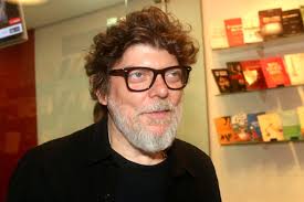 Branco Mello, do Titãs, recebe alta após mais de um mês internado