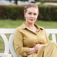 смотреть сериал отель последней надежды бесплатно в хорошем качестве Standarty Krasoty 2018 Serial Melodrama Rossiya Serialy Kinoteatr I Filmy