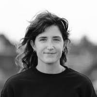 Juliette Stevens's Instagram, Twitter & Facebook