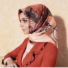 Ilkbahar Yaz Yeni Sezon Ipek Armine Esarp Modelleri Esarp Guzel Turban Moda