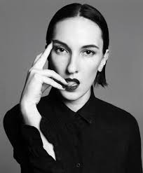 Get to know this magical #muse Bianca Espinal @biaemusic 🙌🏻⚡️🎶 a  phenomenal NY based singer/songwriter whose voice and talent is gracing the  official soundtrack of @afilmbydashkolos CROWN 🙏🏻 stay tuned. 🎵 Fallin'  @aliciakeys