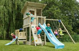 Beach Hut Beach Hut Swing Platform Wood Slide Jpg 1 024 668 Pixel Stelzenhaus Spielgerat Stelzenhaus Kinder