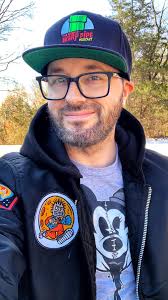 I got a papercut and I am sad.